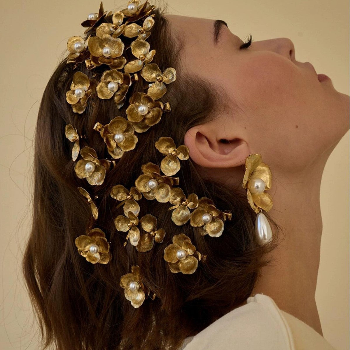 Retro Pearl Flower Barrette (Single)